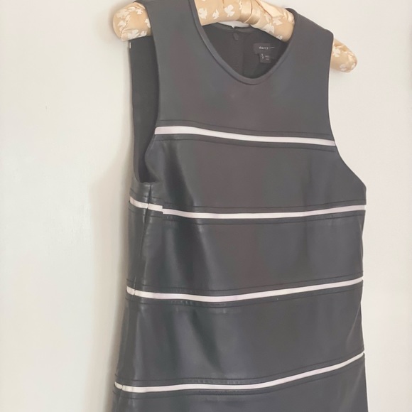 Theory Lamb Leather Top - Picture 5 of 9